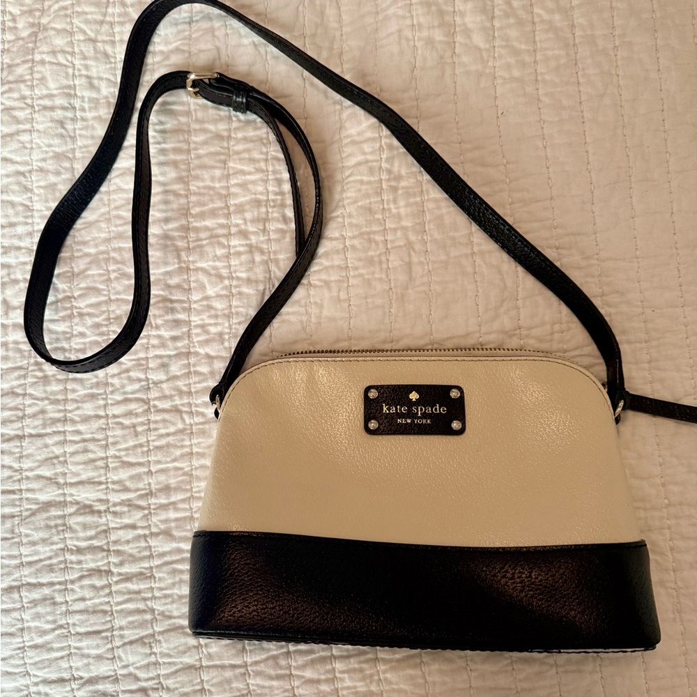 Kate Spade Two-Tone Black and Cream Crossbody Bag